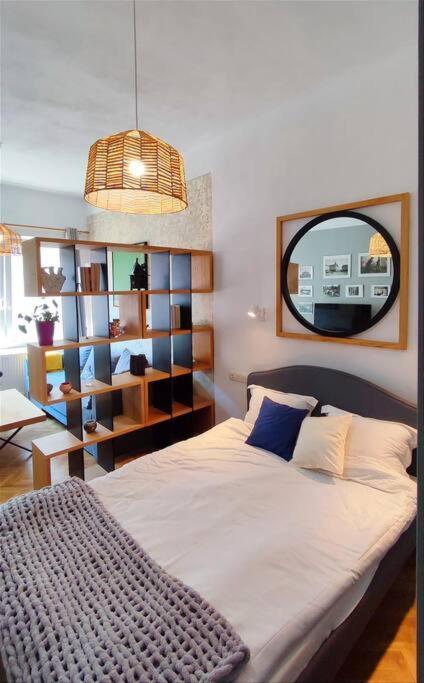 Isac 15 Central Apartment Cluj-Napoca Ngoại thất bức ảnh