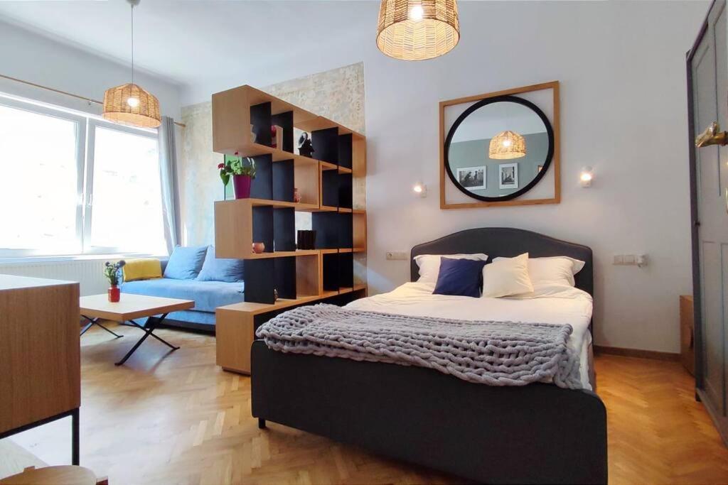 Isac 15 Central Apartment Cluj-Napoca Ngoại thất bức ảnh