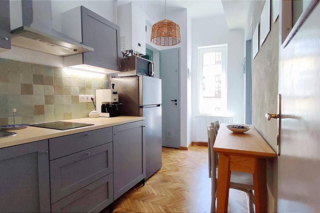 Isac 15 Central Apartment Cluj-Napoca Ngoại thất bức ảnh